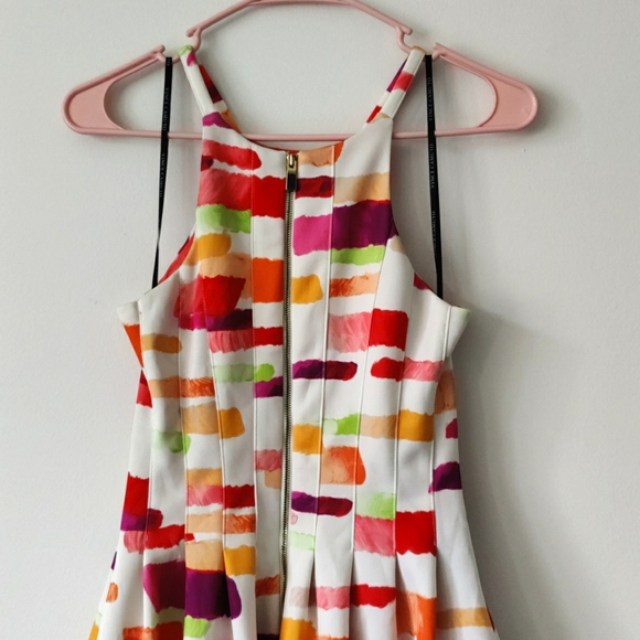 NWOT Vince Camuto Abstract Color Watercolor Dress - Picture 7 of 15